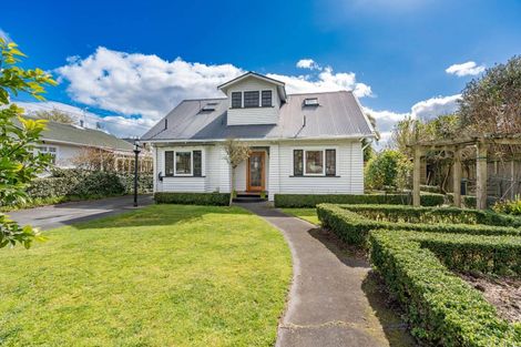 Photo of property in 8 Riro Street, Hamilton East, Hamilton, 3216