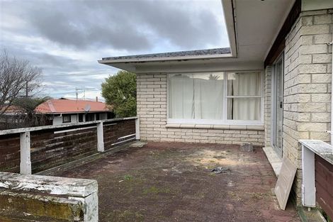 Photo of property in 2/176 Archers Road, Glenfield, Auckland, 0629