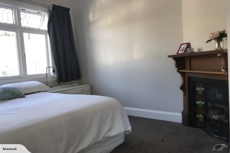 Photo of property in 7 Royal Street, Berhampore, Wellington, 6023