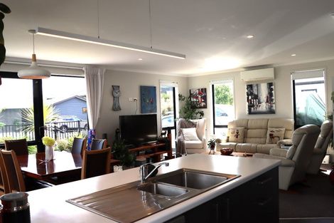 Photo of property in 5 Traverse Lane, Omokoroa, 3114