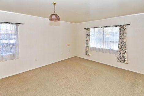Photo of property in 9 Brynbela Court, Papakura, 2110