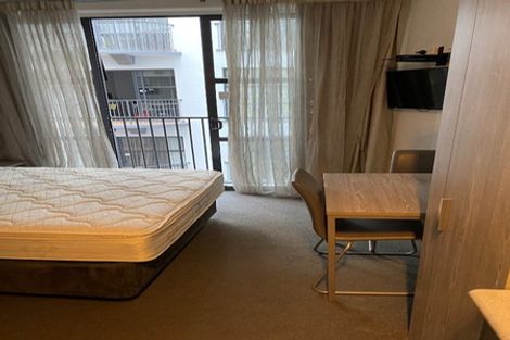 Photo of property in Atrium Towers, 5f/154 The Terrace, Wellington Central, Wellington, 6011