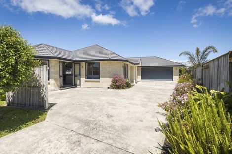 Photo of property in 10 Brooklyn Heights Drive, Kelvin Grove, Palmerston North, 4414