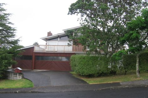 Photo of property in 3 Nicholson Place, Hillcrest, Auckland, 0627