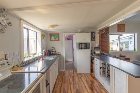 Photo of property in 347 Waimate Highway, Saint Andrews, Timaru, 7971