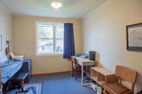 Photo of property in 16 Great North Road, Winton, 9720