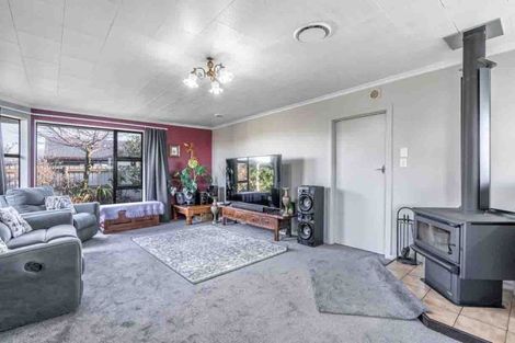 Photo of property in 65 Kilmarnock Street, Wallacetown, 9816