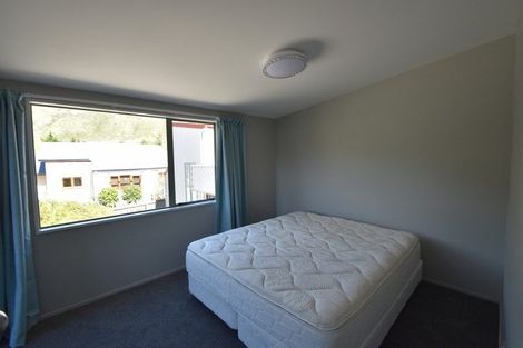 Photo of property in 12 Ahuriri Drive, Omarama, 9412