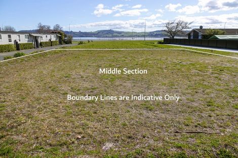 Photo of property in 338 Lake Terrace, Two Mile Bay, Taupo, 3330