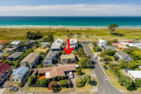 Photo of property in 1 Alexander Place, Papamoa Beach, Papamoa, 3118