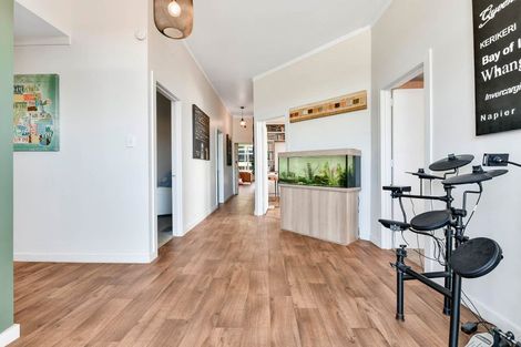 Photo of property in 4 Forlong Rise, Helensville, 0800