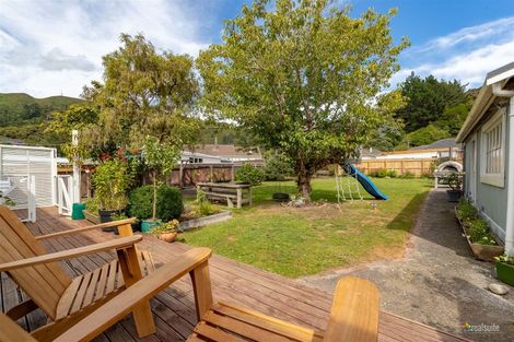 Photo of property in 19 Newcombe Street, Naenae, Lower Hutt, 5011