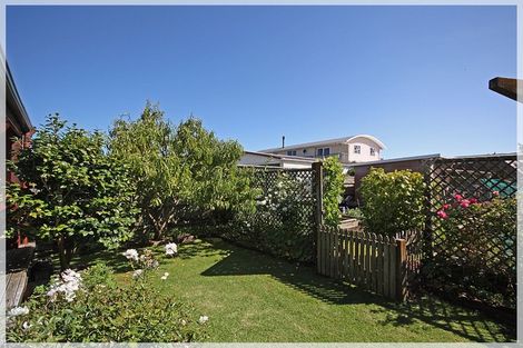 Photo of property in 35 Hartley Street, Foxton Beach, Foxton, 4815