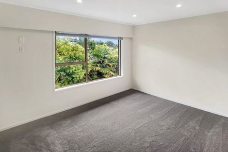 Photo of property in 2/27 Waitemata Road, Hauraki, Auckland, 0622