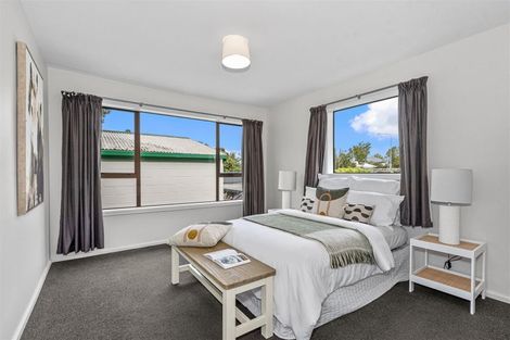Photo of property in 97 Winters Road, Redwood, Christchurch, 8051