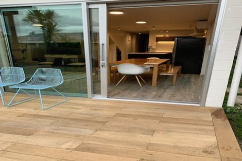 Photo of property in 3/27 Rangitoto Terrace, Milford, Auckland, 0620