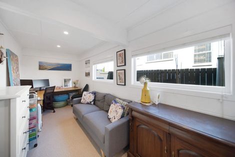 Photo of property in 26b Waller Avenue, Bucklands Beach, Auckland, 2012