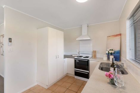 Photo of property in 6 Stardon Place, Favona, Auckland, 2024