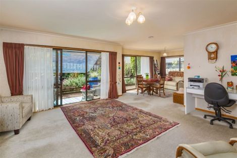 Photo of property in 2 Carver Close, Kerikeri, 0230