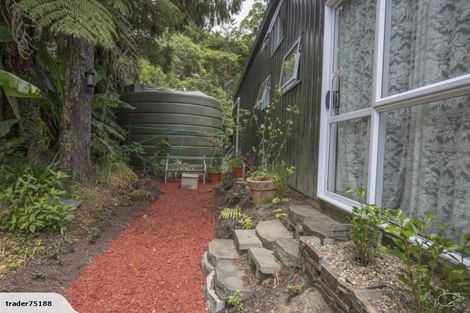 Photo of property in 787 Scenic Drive, Henderson Valley, Auckland, 0612