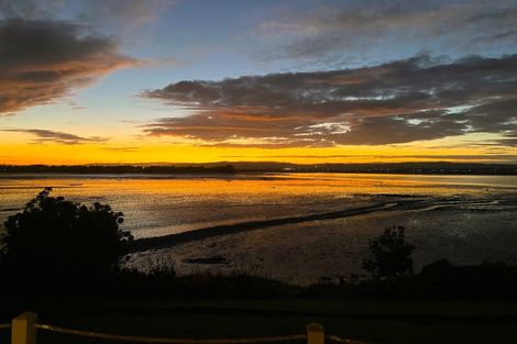 Photo of property in 54 Carnoustie Drive, Wattle Downs, Auckland, 2103