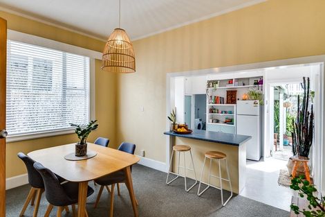 Photo of property in 22 Colenso Avenue, Hospital Hill, Napier, 4110