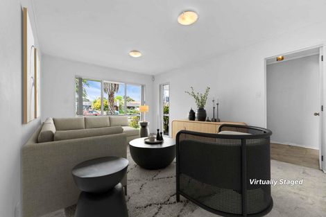 Photo of property in 70 Tington Avenue, Wattle Downs, Auckland, 2103
