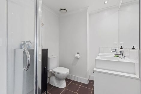Photo of property in Mooring Apartments, 304/277 Maunganui Road, Mount Maunganui, 3116