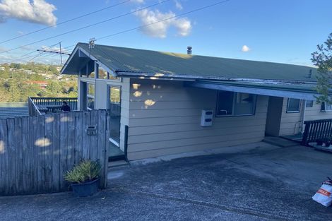 Photo of property in 1/26 Noeleen Street, Glenfield, Auckland, 0629