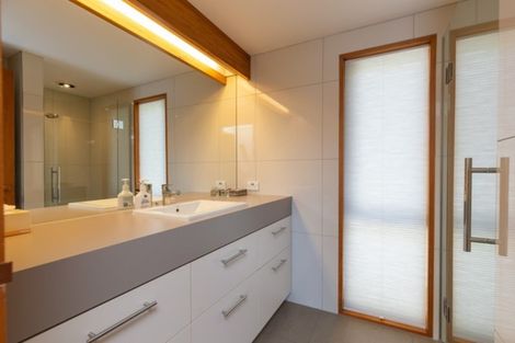 Photo of property in 29 Greenstone Place, Fernhill, Queenstown, 9300