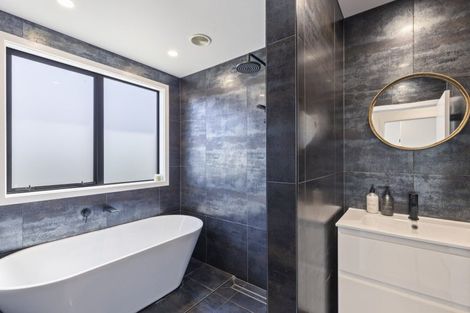 Photo of property in 29 Smith Street, Lepperton, New Plymouth, 4373