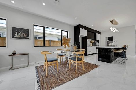 Photo of property in 2 Ritetai Street, Clarks Beach, 2122