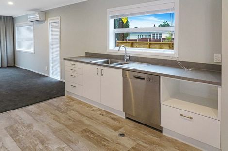 Photo of property in 2a Delaney Drive, Stokes Valley, Lower Hutt, 5019