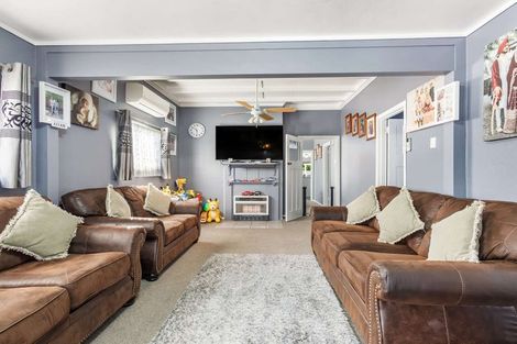 Photo of property in 710 Heretaunga Street East, Parkvale, Hastings, 4122