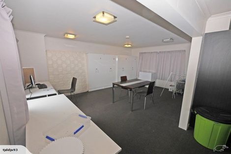 Photo of property in 99 Clyde Street, North Dunedin, Dunedin, 9016