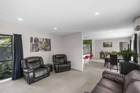 Photo of property in 10 Swithland Place, Avonhead, Christchurch, 8042