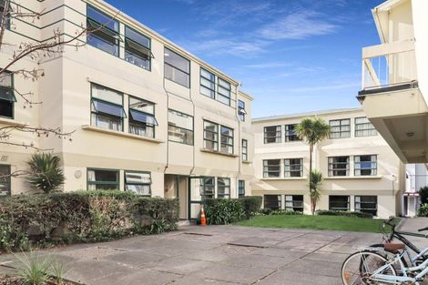 Photo of property in Te Awhina Apartments, 26/22 Sussex Street, Mount Cook, Wellington, 6021