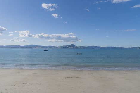 Photo of property in 123 Captain Cook Road, Cooks Beach, Whitianga, 3591