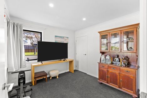 Photo of property in 9 Gibraltar Way, Fitzherbert, Palmerston North, 4410