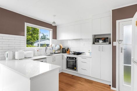 Photo of property in 7 Erika Place, Fairview Downs, Hamilton, 3214