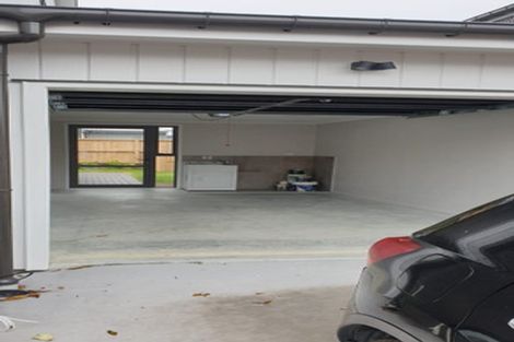 Photo of property in 25 Pukewhero Rise, Westgate, Auckland, 0614