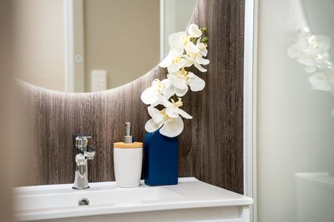 Photo of property in 32 Kaihuia Street, Northland, Wellington, 6012