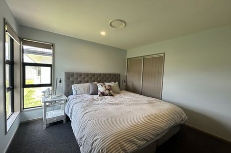 Photo of property in 51 Howards Drive, Lake Hayes, Queenstown, 9304