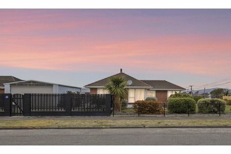 Photo of property in 60 Bournemouth Crescent, Aranui, Christchurch, 8061