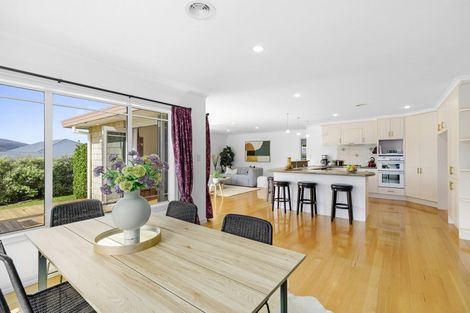 Photo of property in 85 Emerald Hill Drive, Birchville, Upper Hutt, 5018