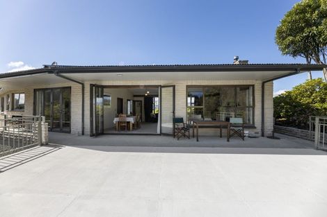 Photo of property in 33 Blanket Bay Road, Sawyers Bay, Port Chalmers, 9023