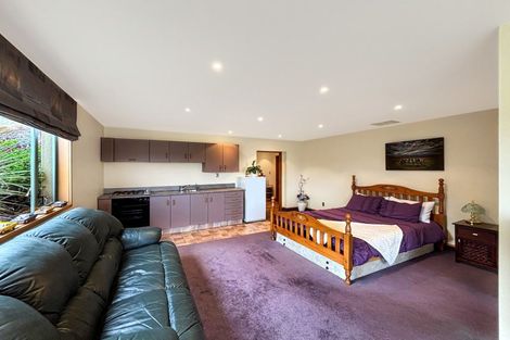 Photo of property in 12 Grove Avenue, Weston, Oamaru, 9401