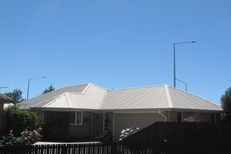 Photo of property in 1/2 Kintyre Drive, Broomfield, Christchurch, 8042
