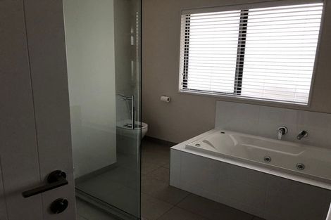 Photo of property in 50 Mays Road, St Albans, Christchurch, 8052