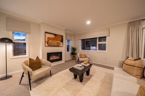 Photo of property in 70a Heretaunga Square, Silverstream, Upper Hutt, 5019